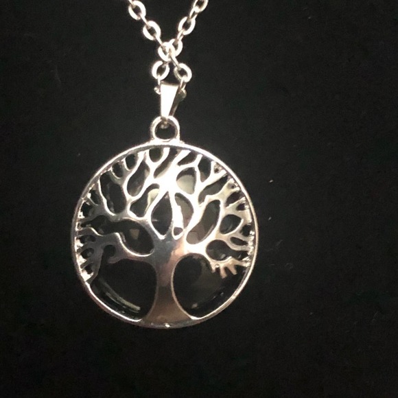 Black Agate tree of life pendant. - Picture 2 of 7
